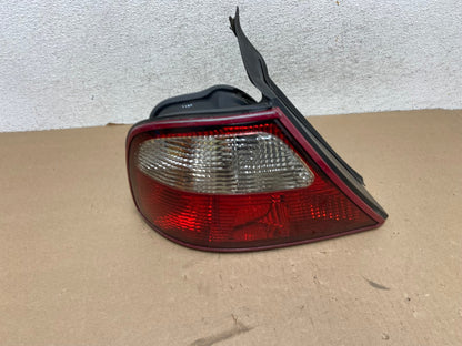 1998 to 2003 Jaguar XJ8 Left Driver LH Side Tail Light AG3381 LK0