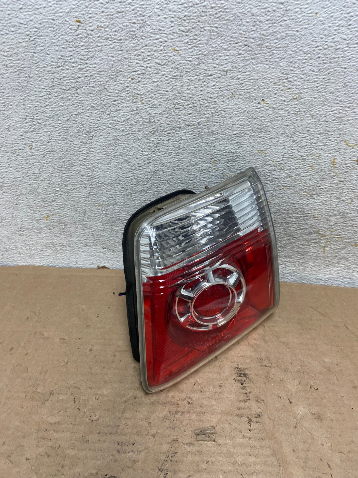 2007 to 2012 GMC Acadia Right Passenger Rh Hatch Tail Light Inner AI0938 LK2