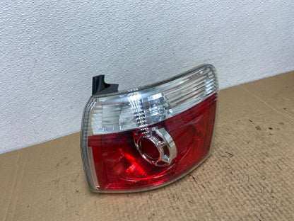2007 to 2012 GMC Acadia Halogen Tail Light Right Passenger RH Side AC3984 LK0