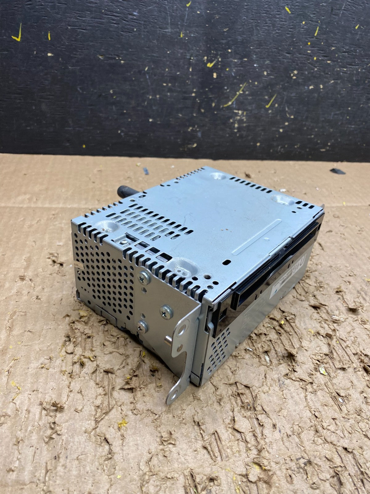 2014 2015 Ford Explorer Audio Equipment Radio Receiver AM FM CD Oem v7657 DG1