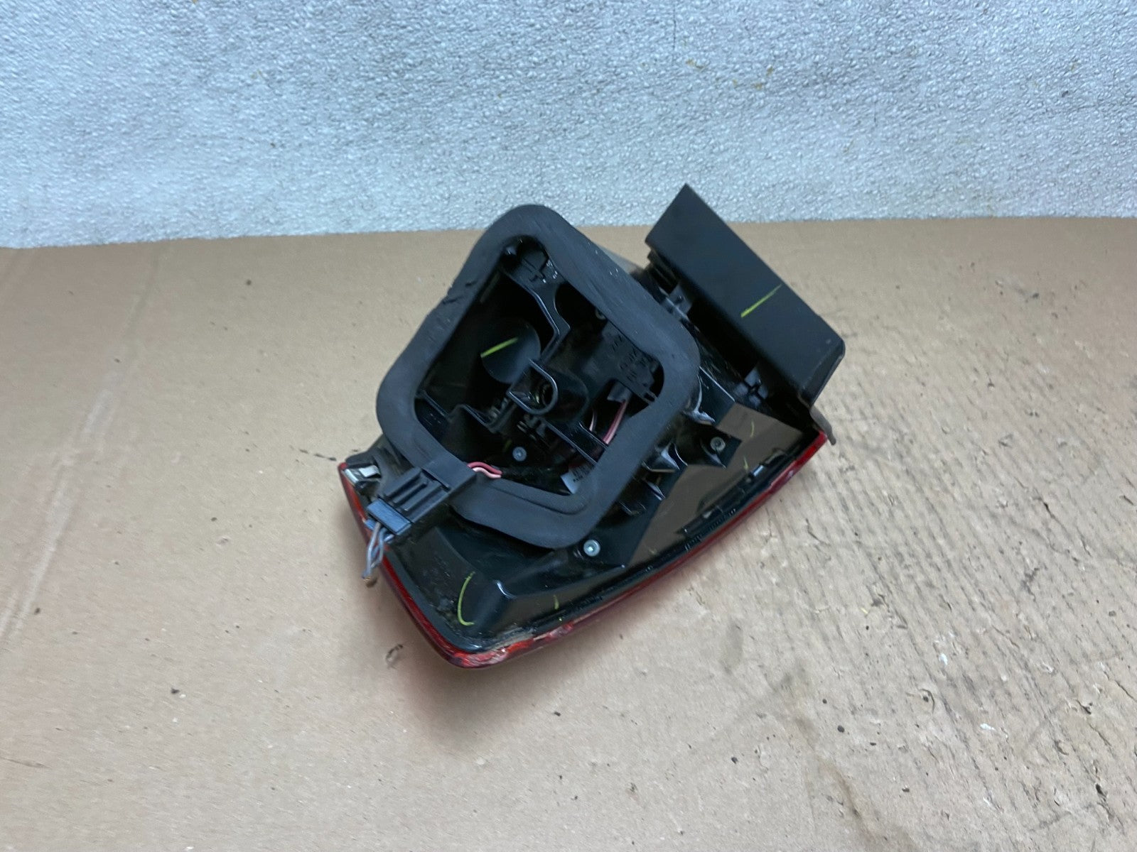 2013 - 2014 Volkswagen Jetta Hybrid Left Driver LH LED Tail Light OEM AB6048 DW5