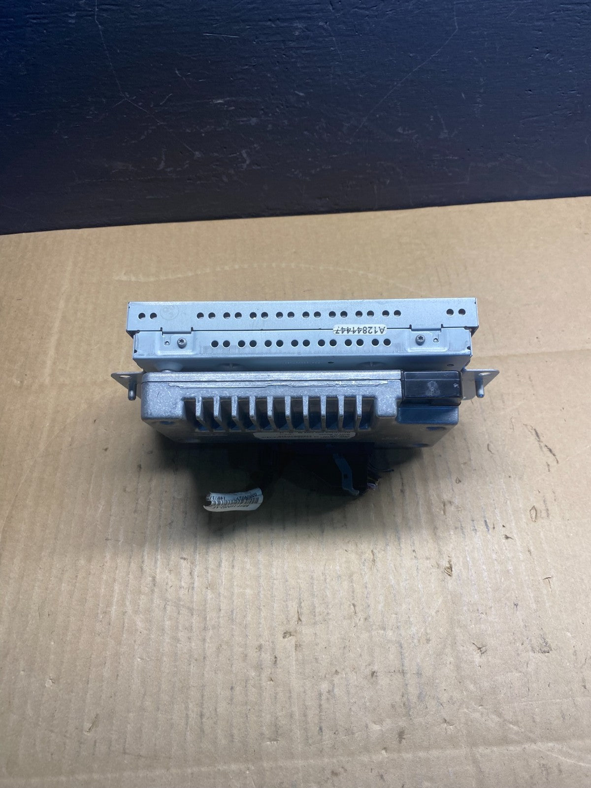 2011 to 2014 Ford Explorer Radio Information Display Screen Oem ab7461 DG3