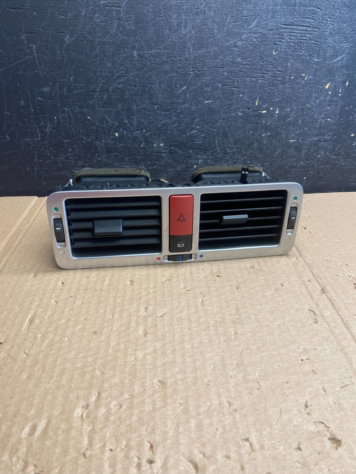 2003 2005 Land Rover Range Rover Dashboard Center Middle Air Vent Grill AF62290