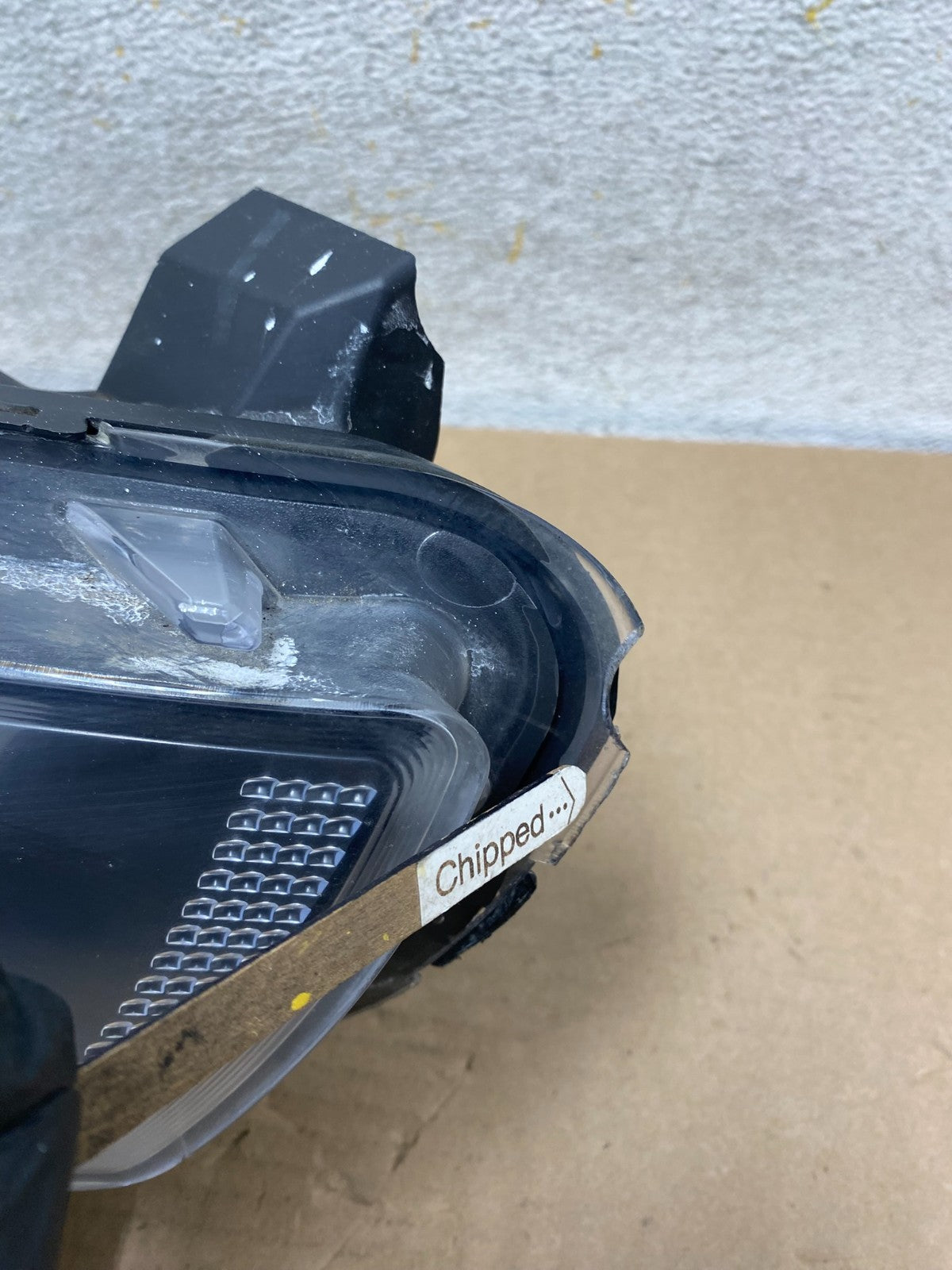2013 to 2016 Dodge Dart Right Passenger Halogen Black Headlight AI0894 DW5