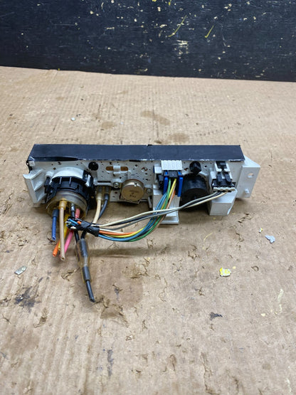 2001 - 2007 GMC Chevrolet Express 1500 Climate Control A/C Z7222 DG3