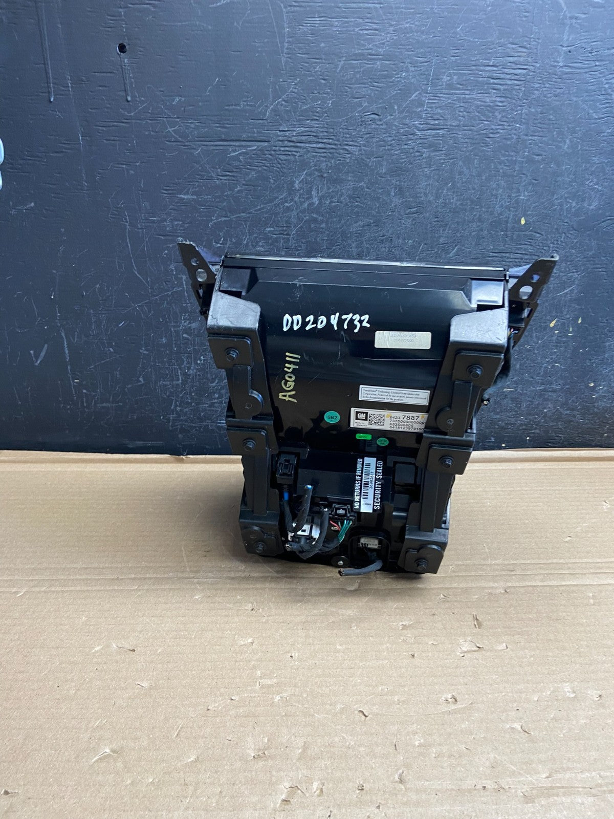 2015-2019 Cadillac CTS XTS Heater Radio Climate Control Panel Bezel OE ag0411 DG5