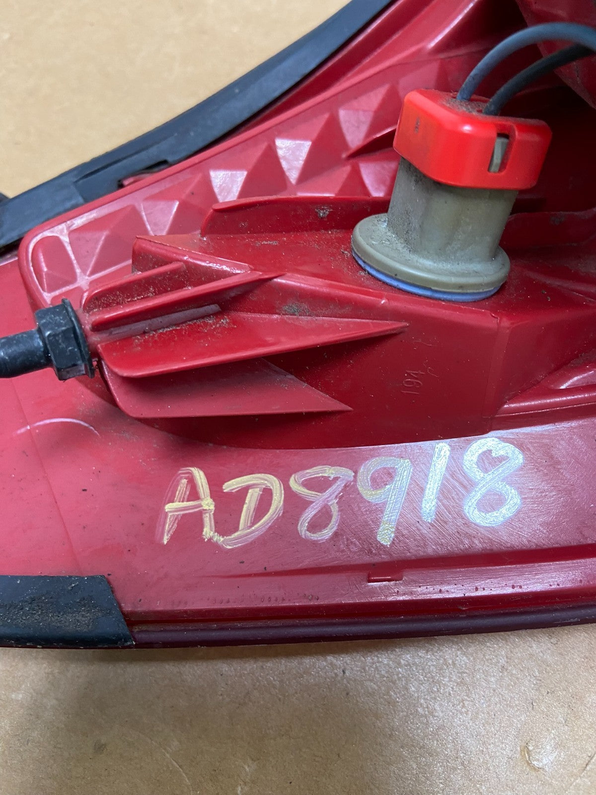 2009 2010 2011 2012 Chevrolet Traverse Right Passenger Tail Light AD8918 DW6