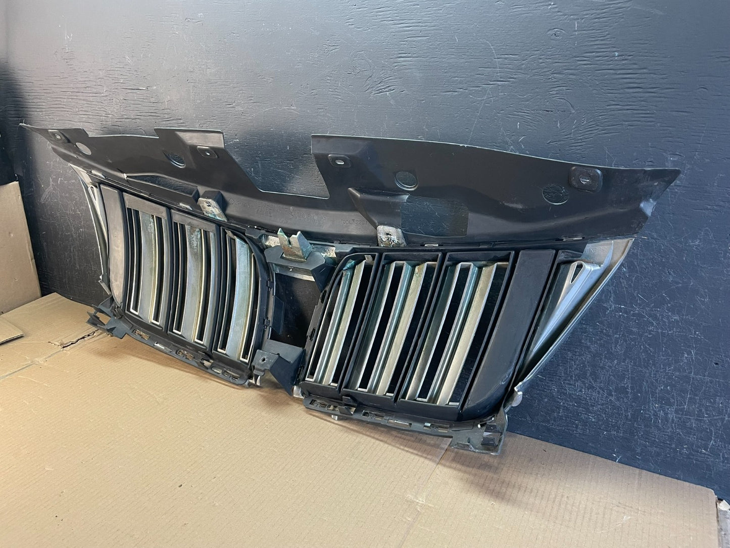 2009 to 2012 Lincoln MKS Front Upper Grille Grill ae3575 DG4