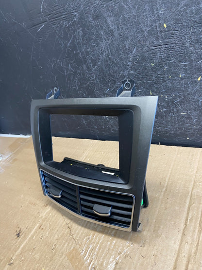 2010 - 2012 Lincoln Mkt Center Dash Gps Radio Bezel Panel Air Vent AE1962 DG2