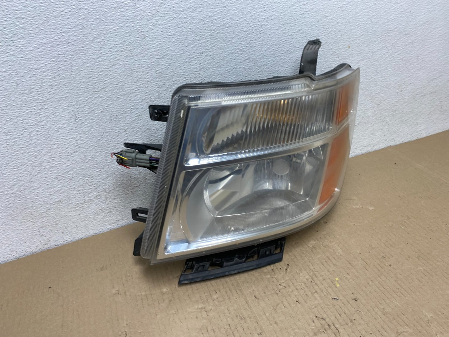 2012 to 2021 Nissan NV1500 NV2500 NV3500 Left Driver Headlight AF5867 DW2