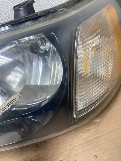 2004-2005 Land Rover Freelander Left+Right Side Halogen Headlights OEM O0468 DW5