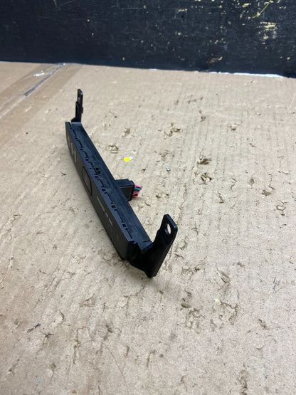 2013 - 2017 GMC Acadia Center Dash Hazard Warning Switch OEM AB5525 DG2