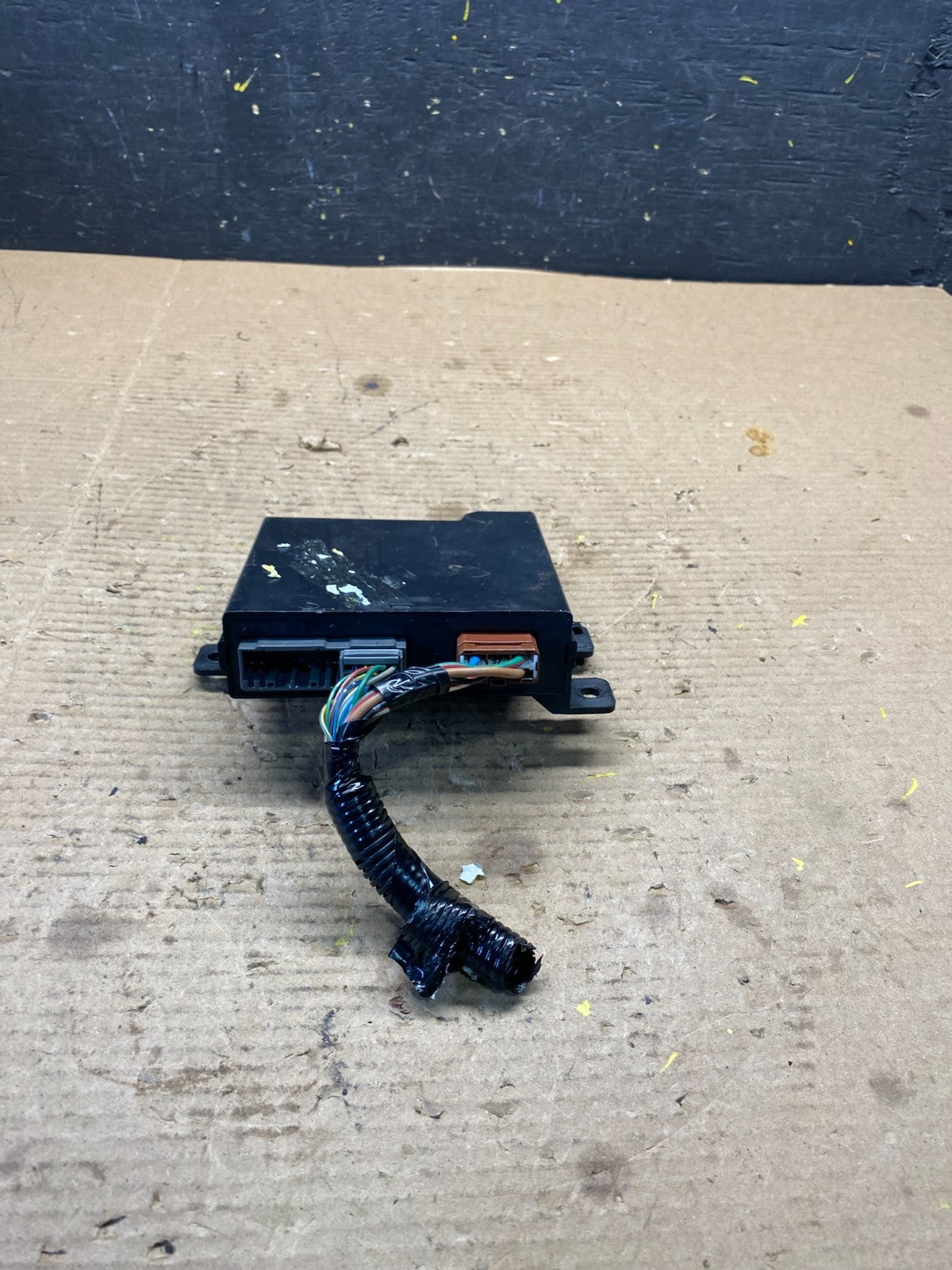 2008 - 2010 Honda Odyssey Rear Right Passenger Sliding Door Module R2638 DG1