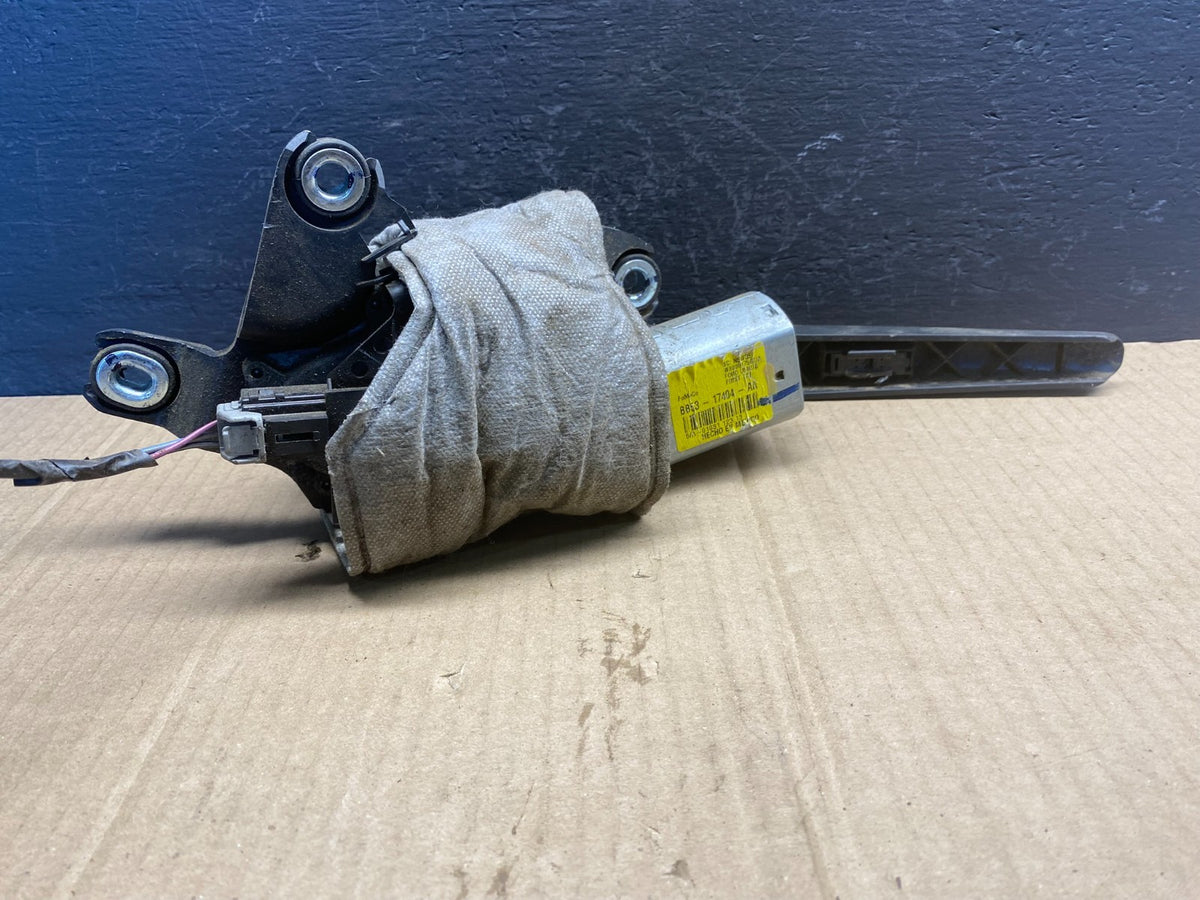 2011 to 2019 Ford Explorer Rear Windshield Wiper Motor AC0876 DG5