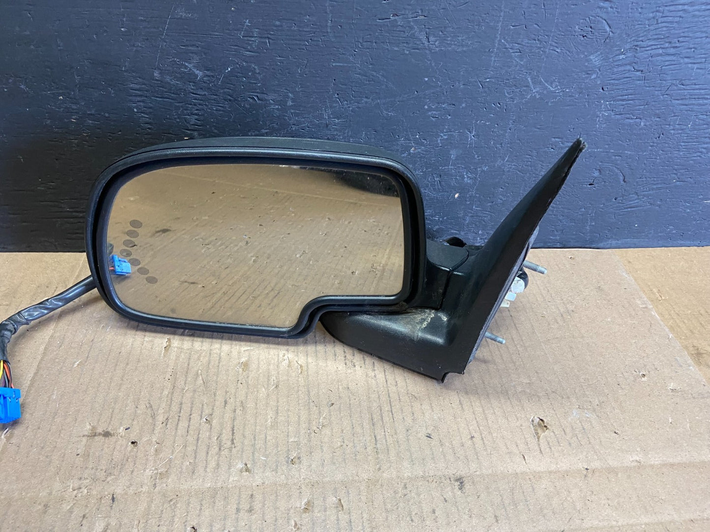 2003-2006 Cadillac Escalade Left Driver  View Door Turn Signal Mirror AB7781 MS2