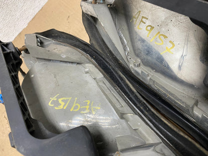 1998 to 2002 Chevrolet Camaro Pair Left and Right Headlights AE9157 DW11