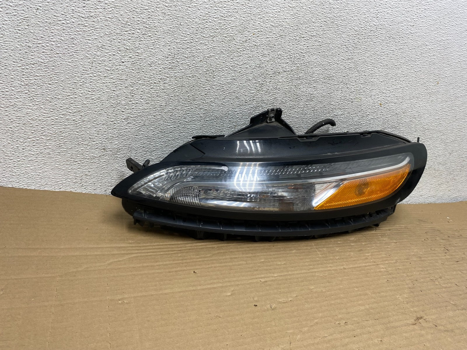 2014 - 2018 Jeep Cherokee Left Driver LH Side LED Headlight AG9101 DW1