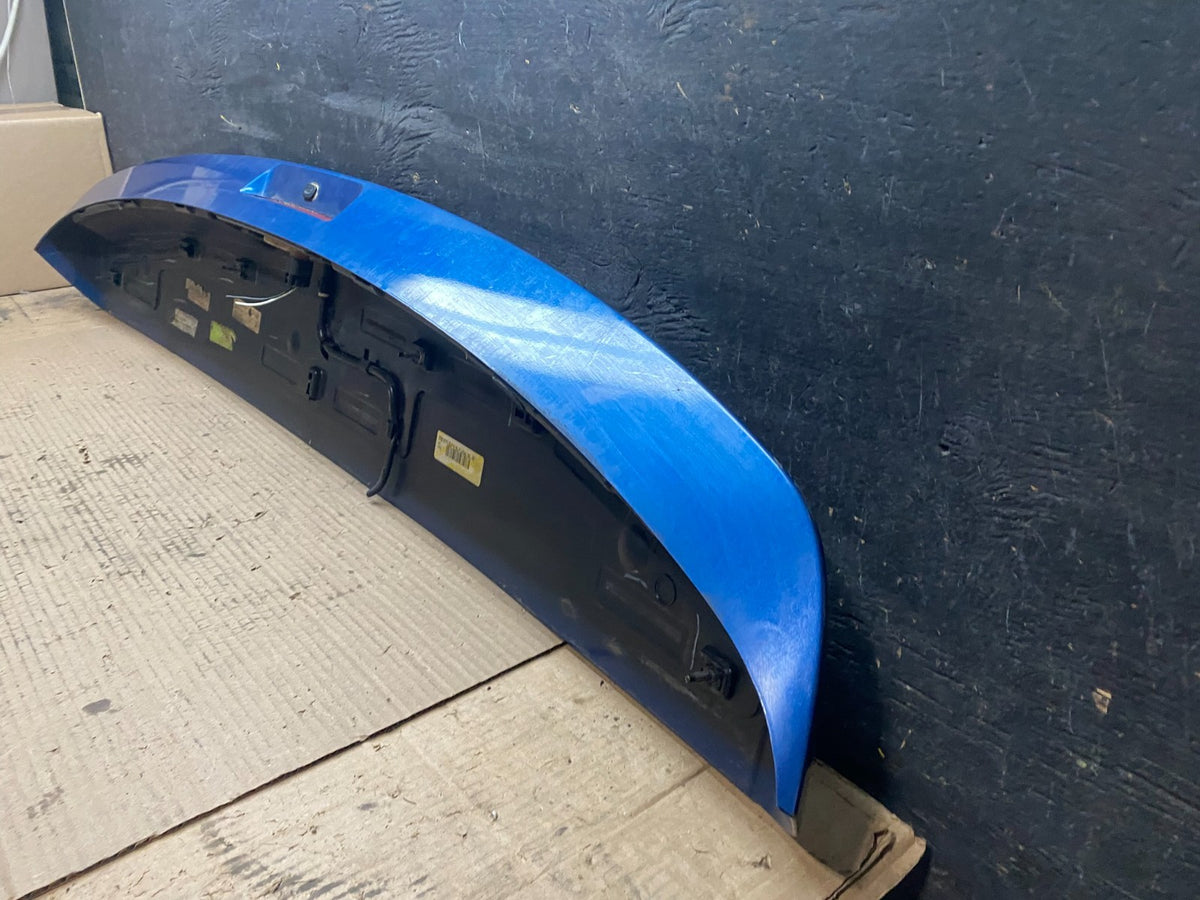 2009 to 2014 Volkswagen Routan Rear Spoiler V2487 DG7