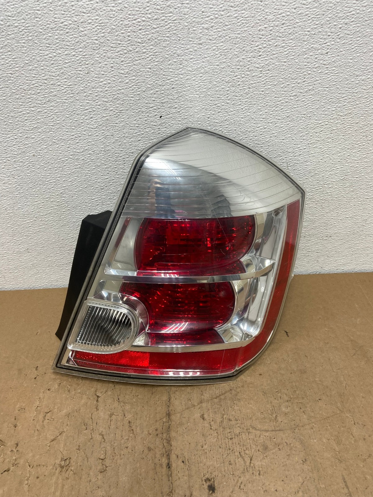 2007 to 2012 Nissan Sentra Right Passenger Rh Side Tail Light AC7273 LK0
