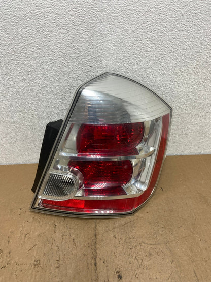 2007 to 2012 Nissan Sentra Right Passenger Rh Side Tail Light AC7273 LK0