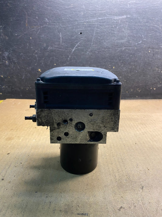 2007 to 2013 BMW X5 E70 ABS Anti-Lock Brake Pump Module OEM Z2390 DG0