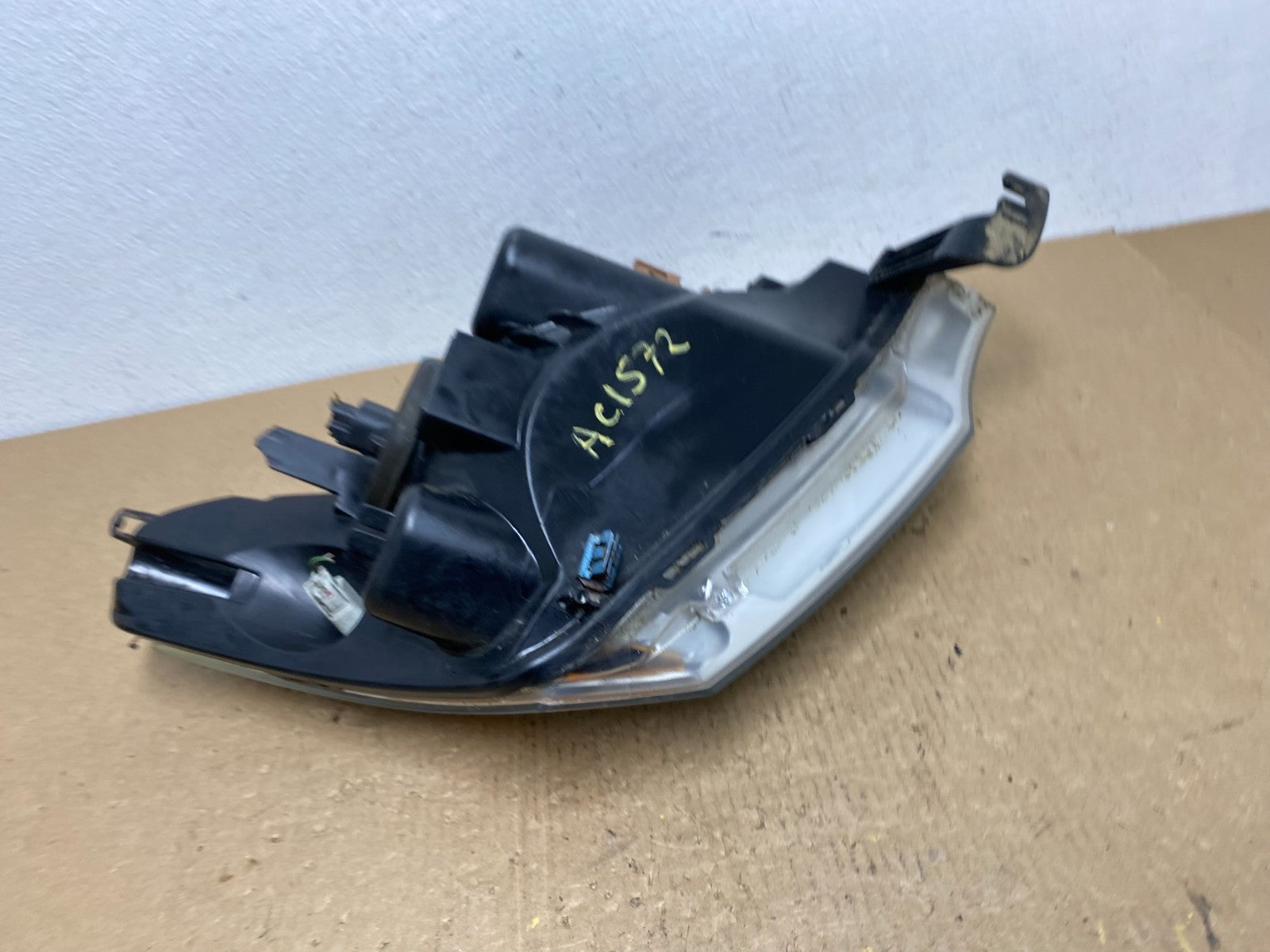 2008 2009 2010 2011 Ford Focus Left Driver Lh Headlight Halogen Oem AC1572 DW8