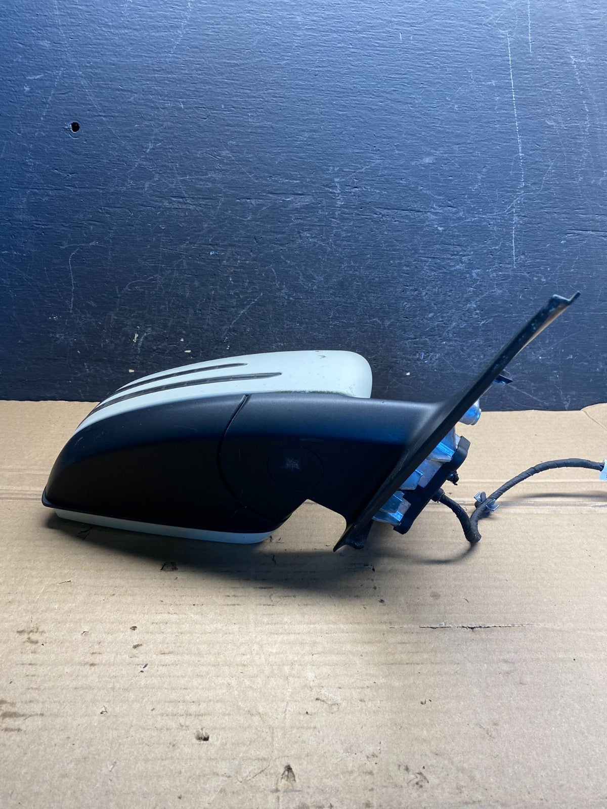 2012- 2014 Mercedes C300 C-Class Right Passenger Blind Spt Door Mirror AE8115 DG3