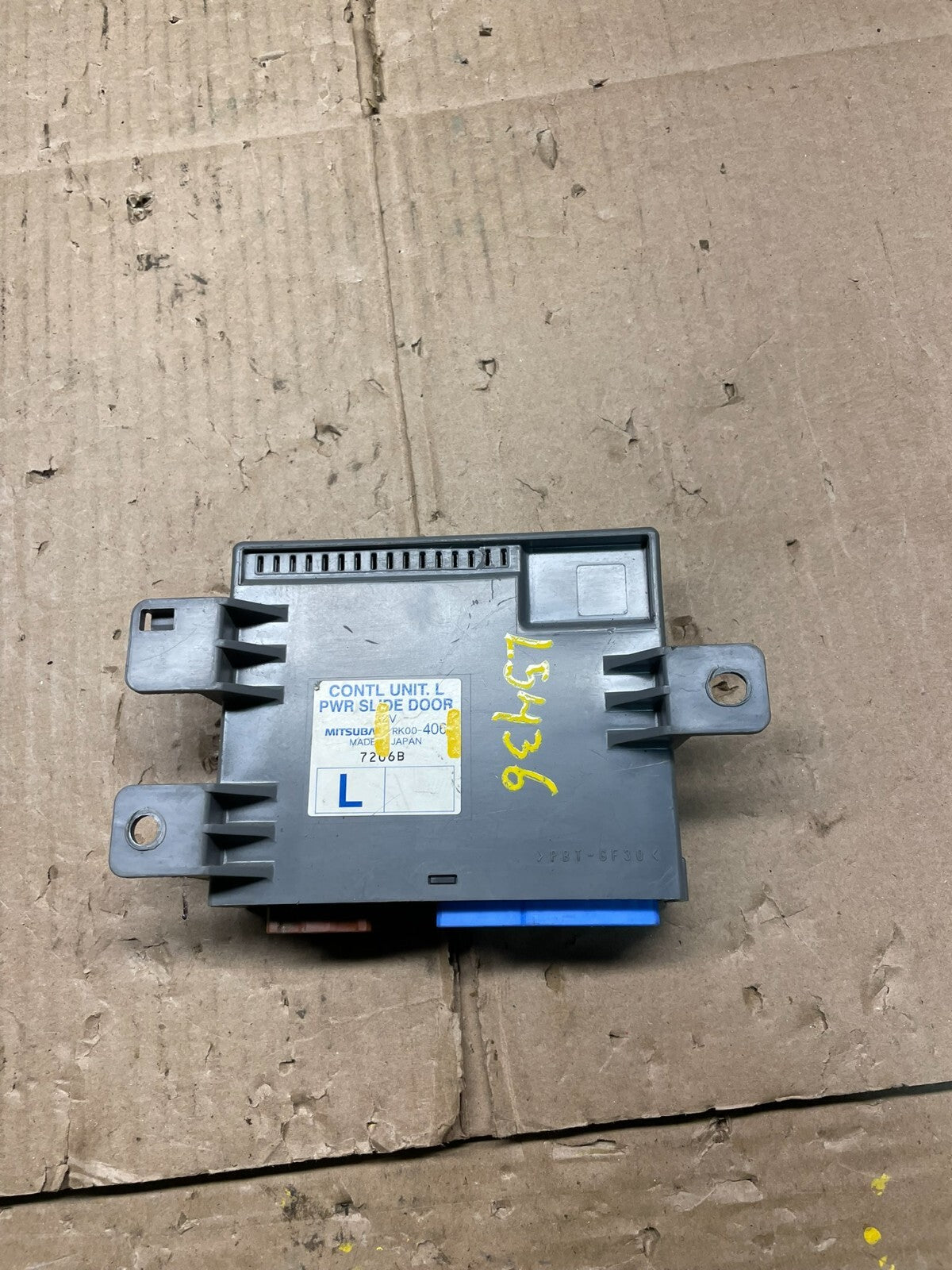 2005 - 2007 Honda Odyssey Rear Left Driver Sliding Door Module L5436 DG0