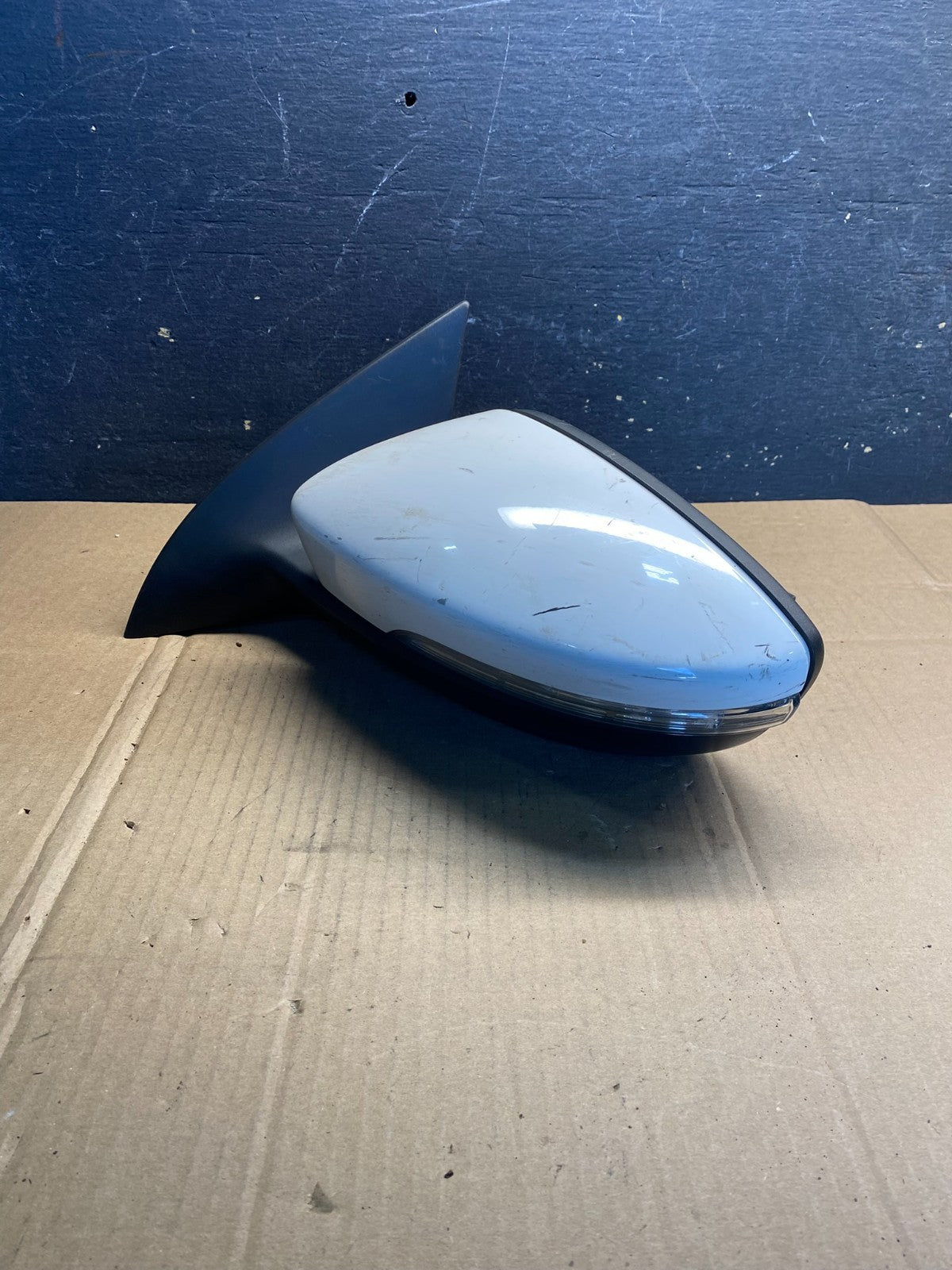 2009 to 2012 Volkswagen CC Left Driver LH Power Door View Mirror OEM AB2643 MS2