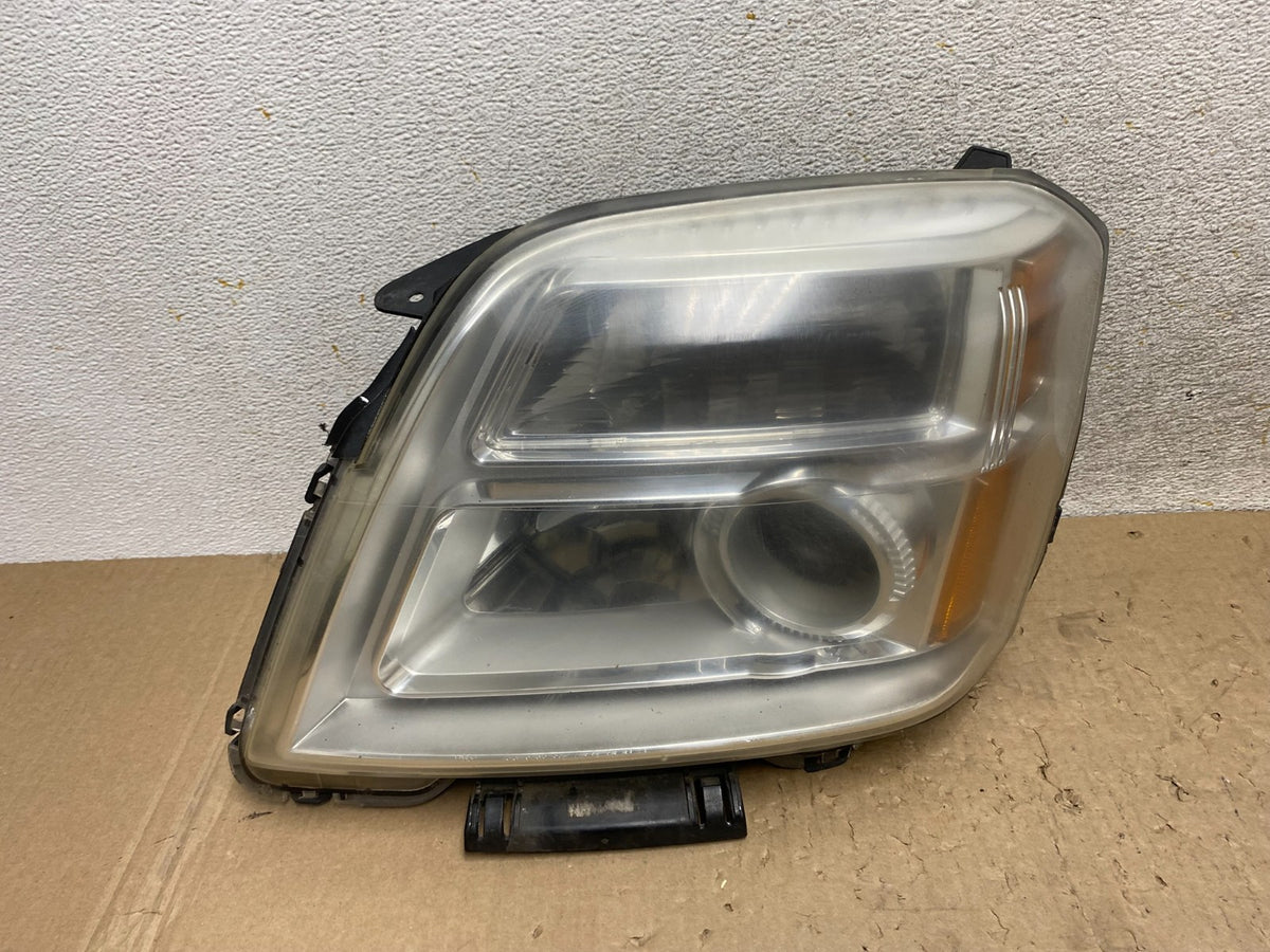 2010 to 2015 GMC Terrain Halogen Left Driver Lh Side Headlight TYC AJ2319 DW0