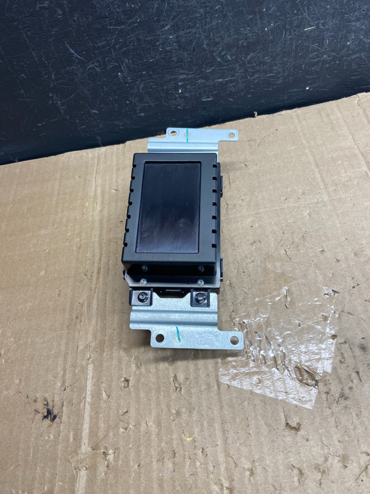 2011 to 2015 Ford Explorer 4.2" Radio Information Display Screen ae1810 DG2
