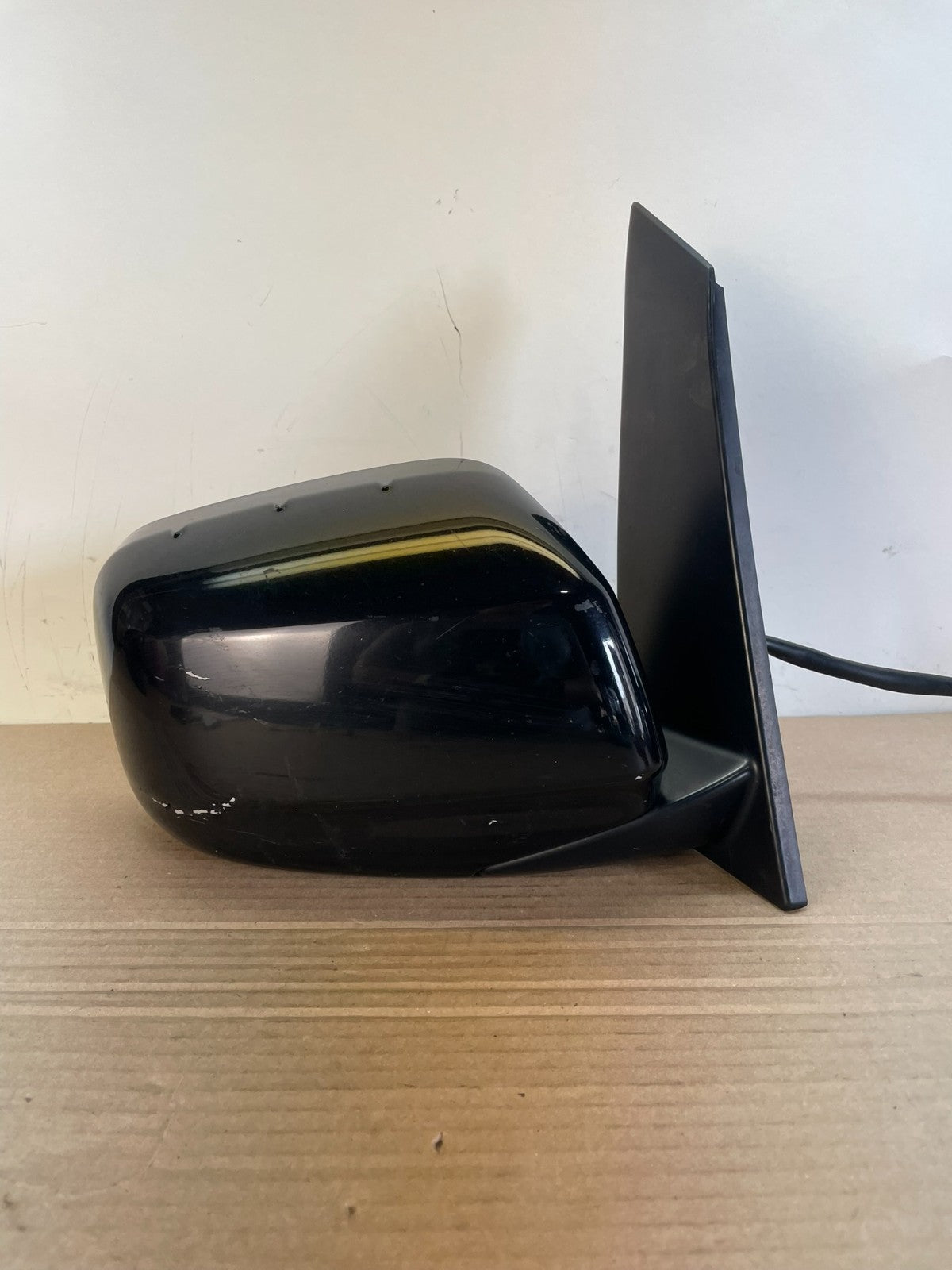 2011 to 2013 Honda Odyssey Right Passenger Door Mirror AG9927 DW0