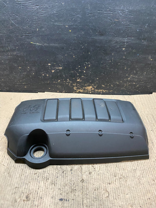 2007 to 2008 GMC Acadia 3.6L VVT Engine Cover Shield OEM V4244 DG0