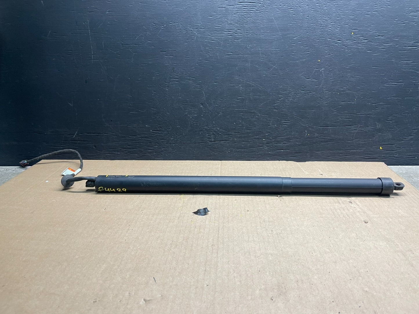 2017 to 2020 Jaguar F-Pace OEM Trunk Lid Spindle Lift Sylinder Strut  F4489 DG11