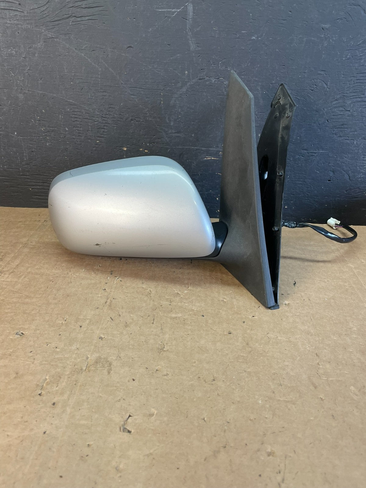 2004 to 2009 Toyota Prius Right Passenger RH Side View Door Mirror AE8567 DW0