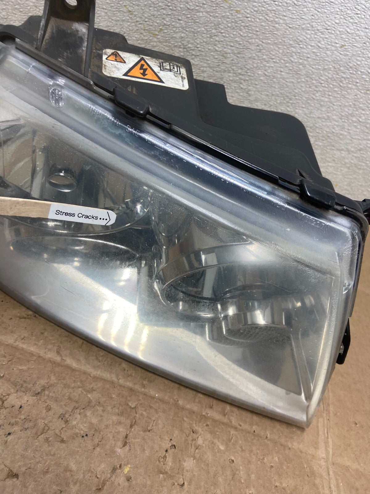 Xenon 2003-2006 Lincoln Navigator Right Passenger Side Headlight OEM Y8809 DW4