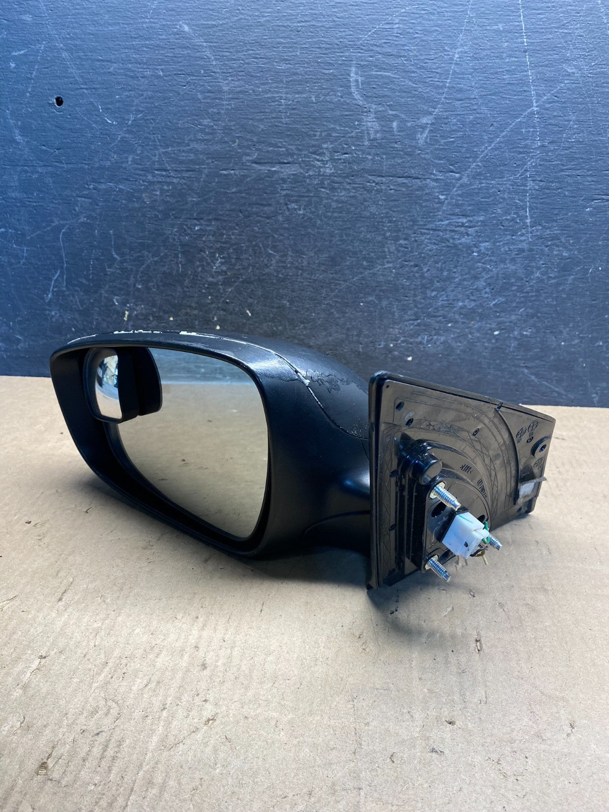 2011-2015 Hyundai Elantra Left Driver View Door Mirror AG3490 MS10