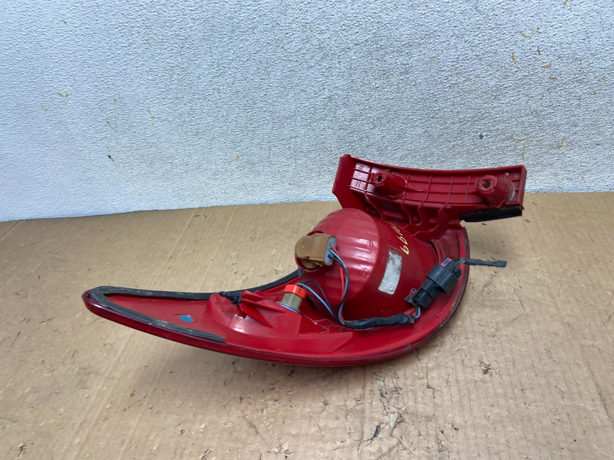 2009 2010 2011 2012 Chevrolet Traverse Right Passenger Tail Light AI9199 LK6