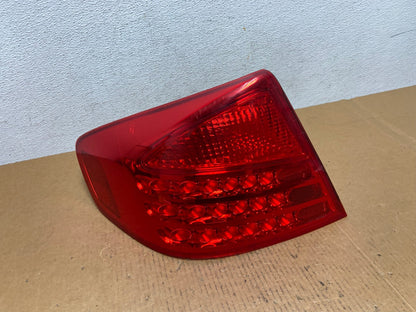 2003-2004 Infiniti G35 Left Driver Lh Side Tail Light AE0525 LK0