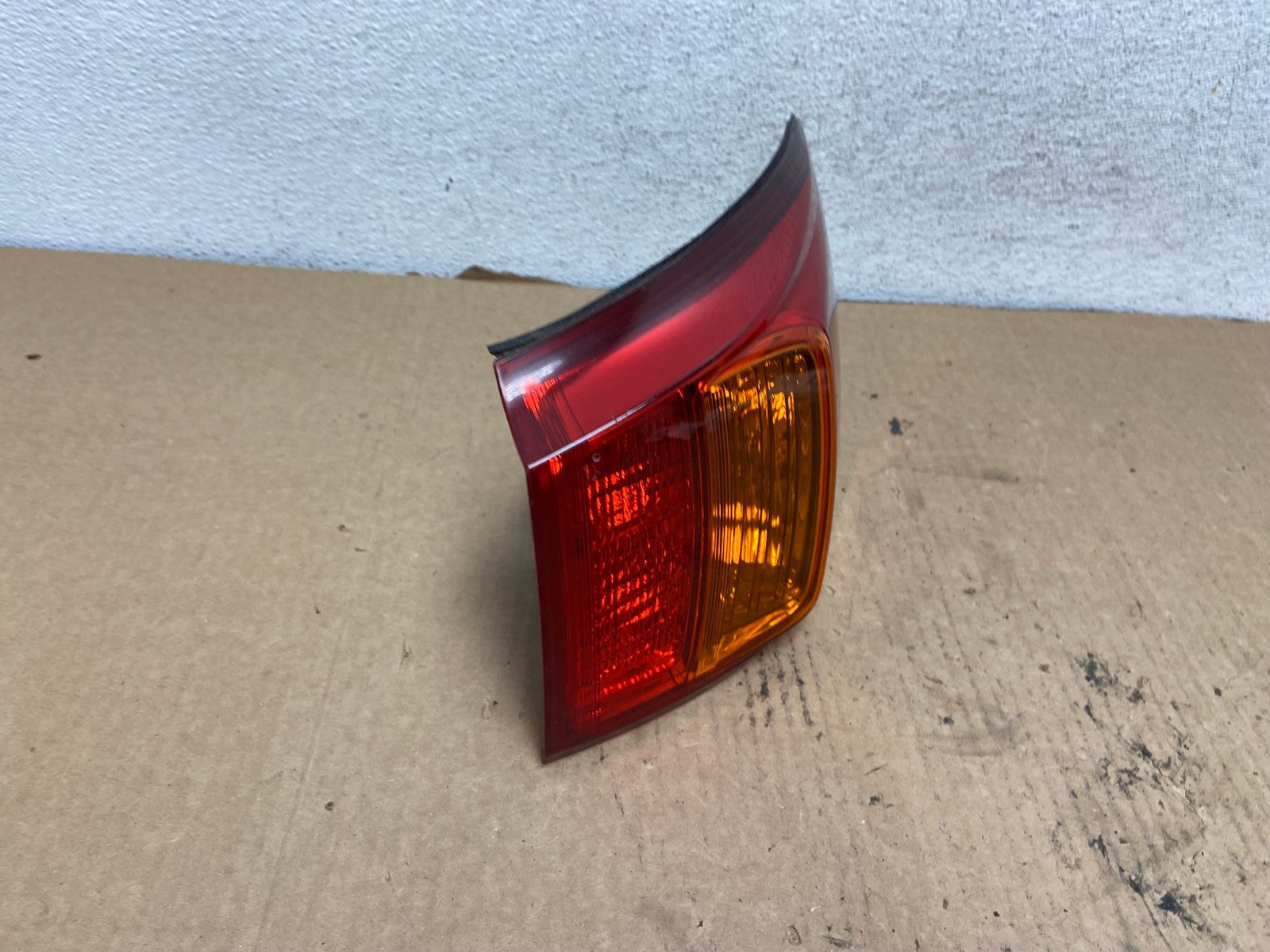 2009 - 2010 Lexus Is250 Is350 Right Passenger RH Side Tail Light AG2148 LK2