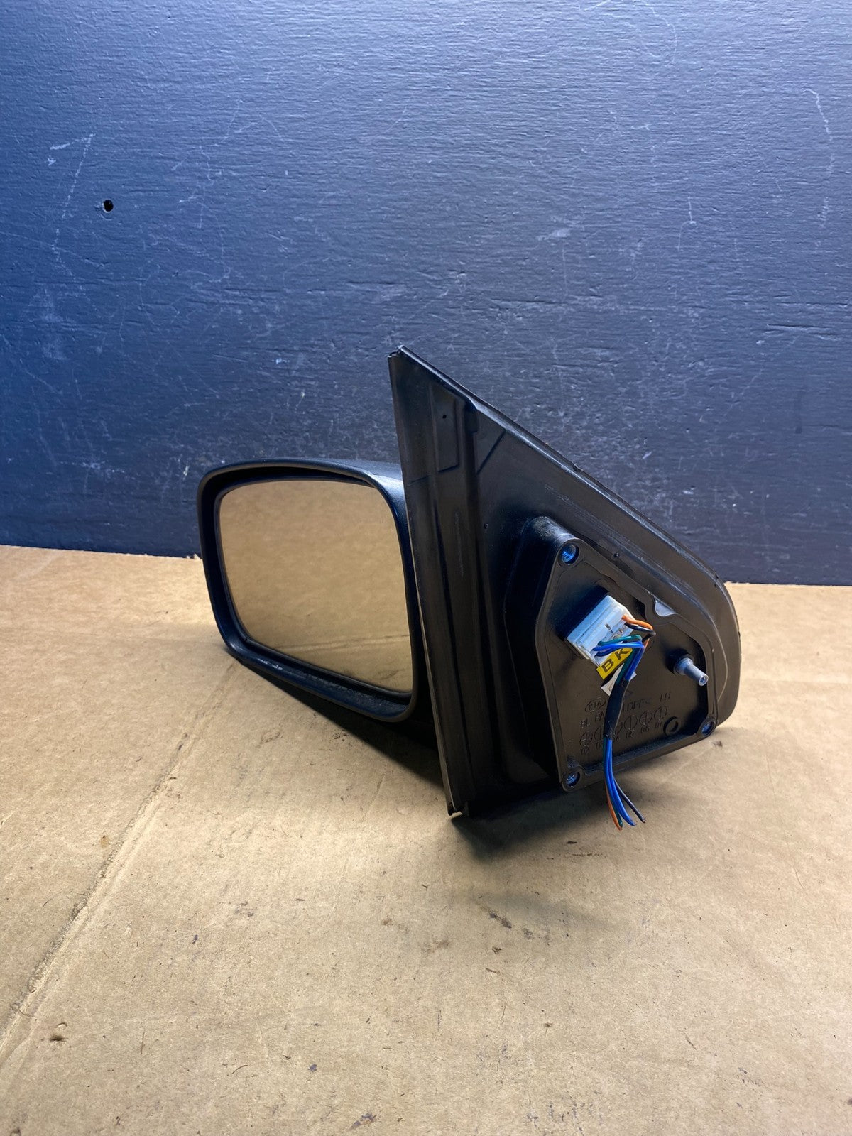 2003 to 2009 Kia Sorento Left Driver LH Door Mirror AD3721 DW6