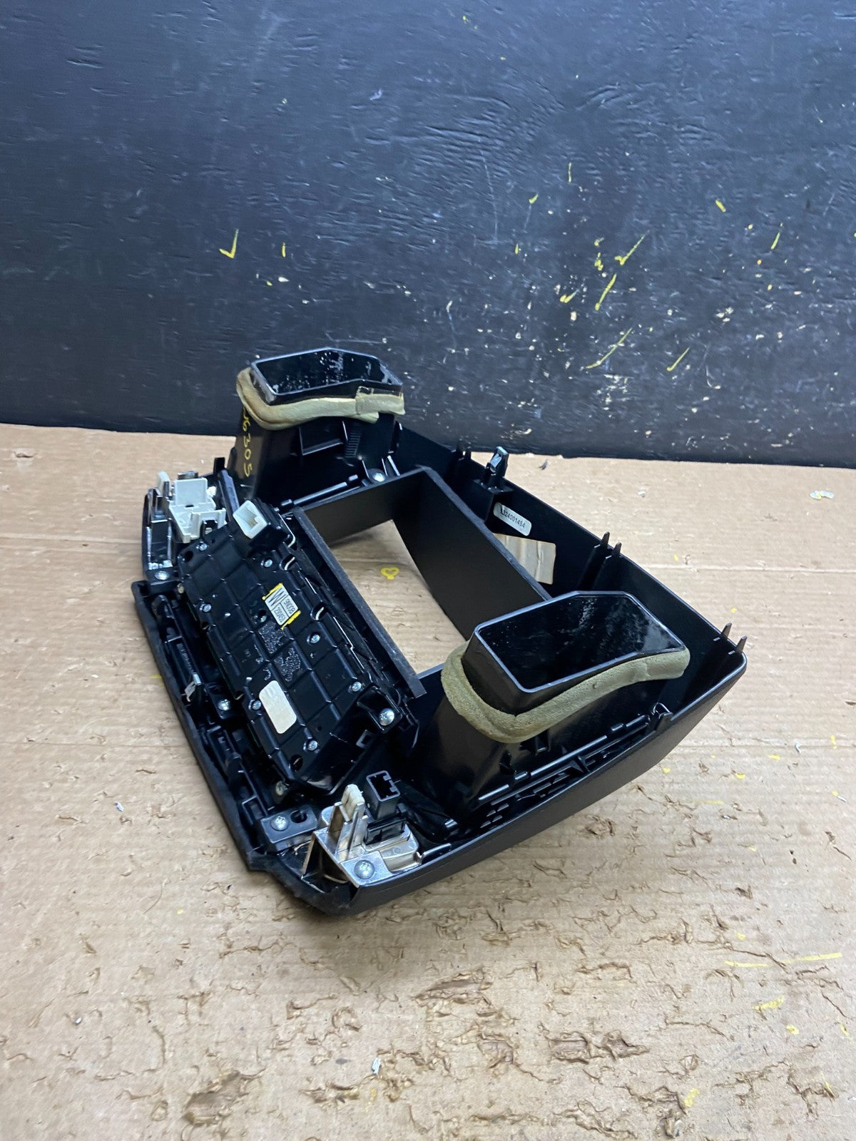 2009 to 2014 Nissan Maxima Radio Audio Panel Control Bezel Trim  W6305 DG5