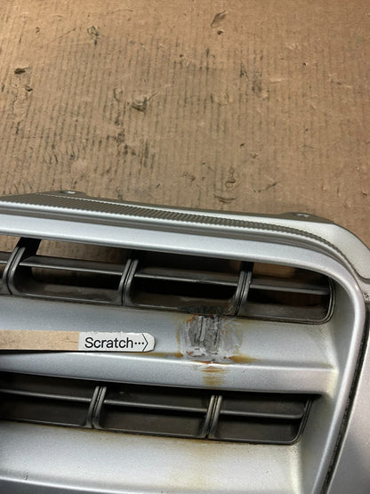 2001 to 2003 Toyota Highlander Front Upper Grille Grill With Emblem OEM Z8085 DG6
