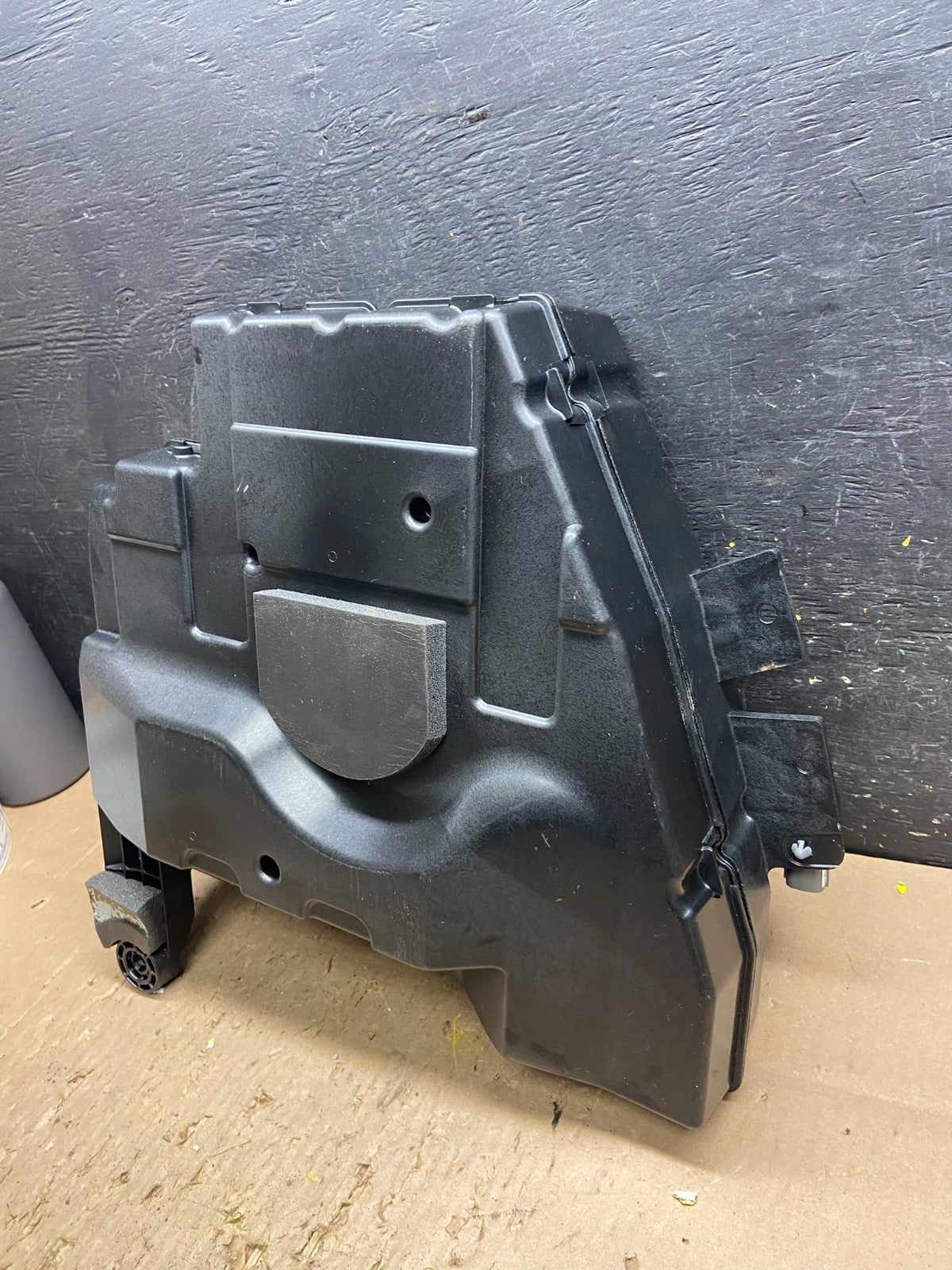 2013 to 2015 Mazda CX9 CX-9 Rear Subwoofer Audio Speaker T6424 DG2