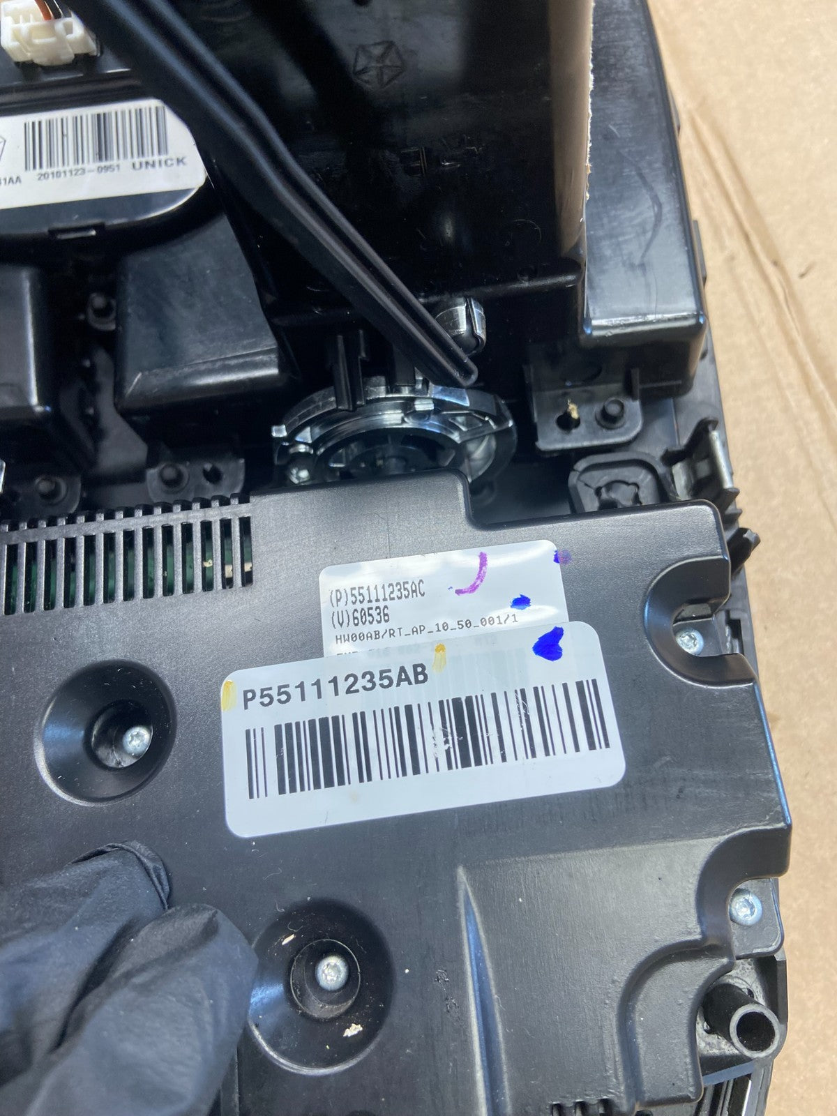 2011-2016 Chrysler Town Country Climate Control Panel Center Dash Trim AE4363 DG5