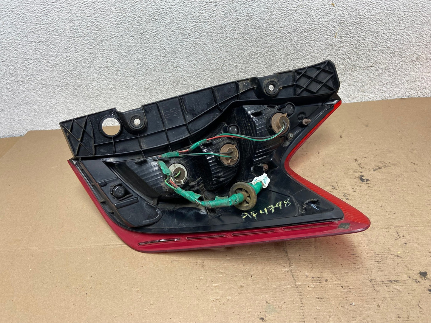 2014 - 2019 Nissan Versa Note Hatchback Left Driver LH Tail Light AF4798 LK5