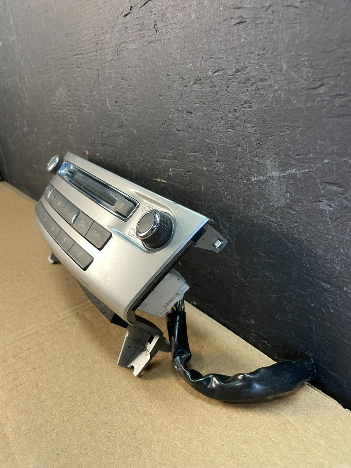 2013-2017 Infiniti QX60 Dash Center Radio Control Panel  AC2353 DG2