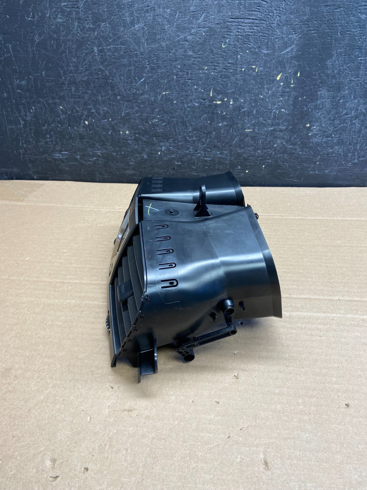 2007 to 2009 Cadillac SRX Front Center Dash Clock Air Vent ag5066 DG2