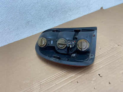 1998 to 2003 Dodge Durango Tail Light Right Passenger RH Side AD4175 LK4