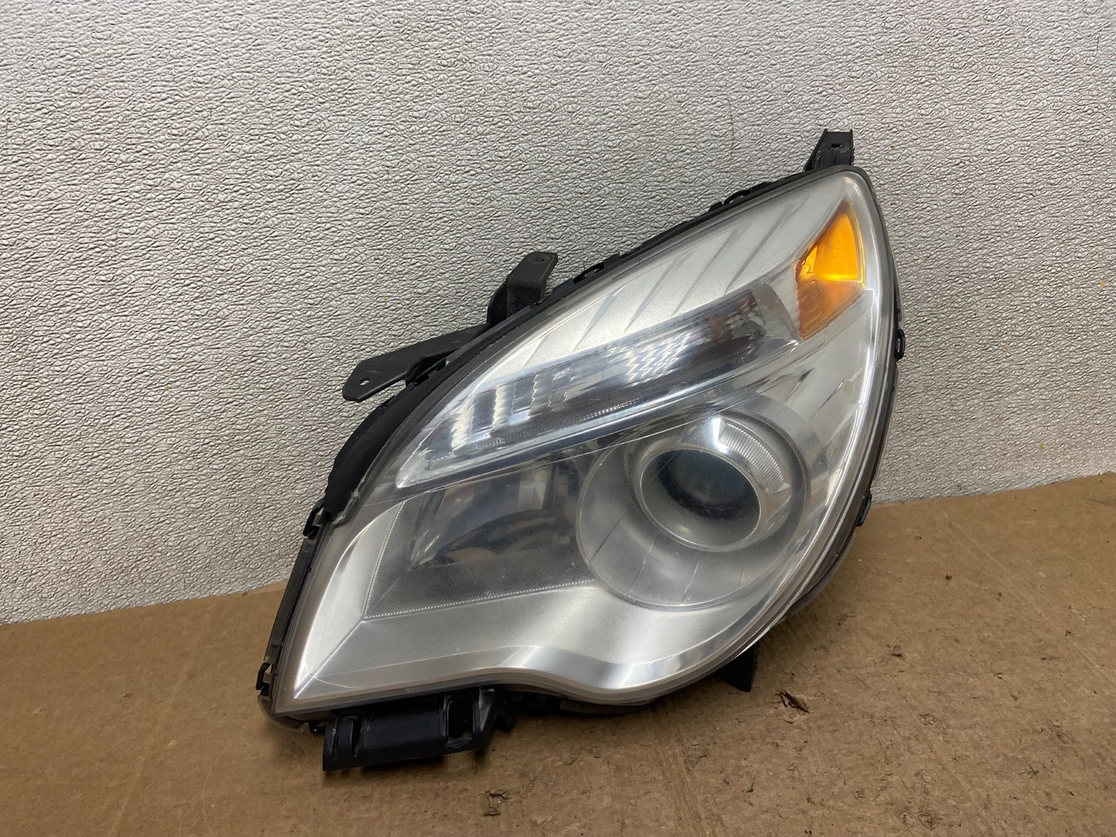 2010-2015 Chevrolet Equinox Halogen Projector Headlight Left Driver AA5078 DW0